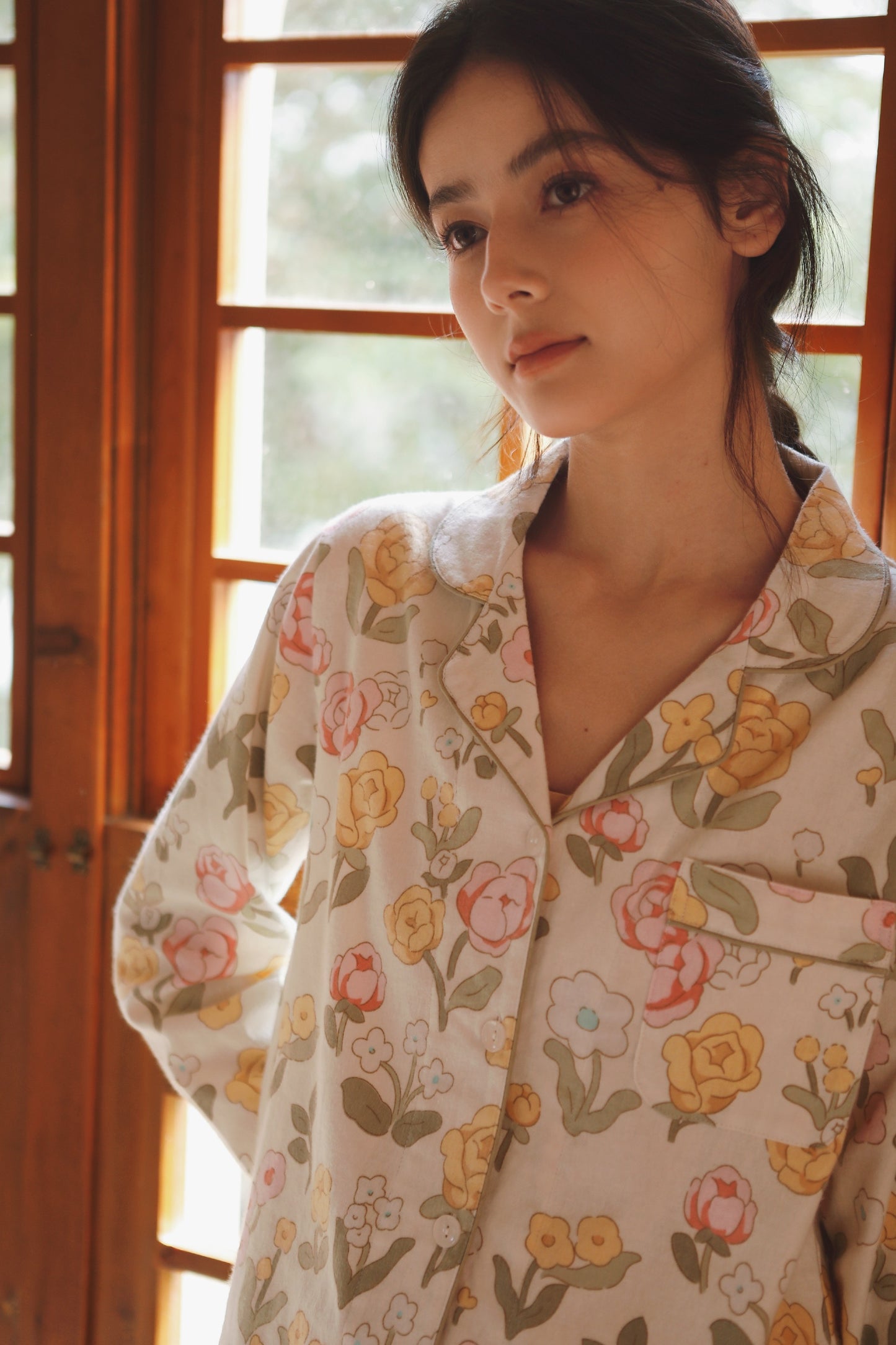 Enchanting Cottagecore Delight: Flora Print Flannel Women's Pajama Set in Pure Cotton
