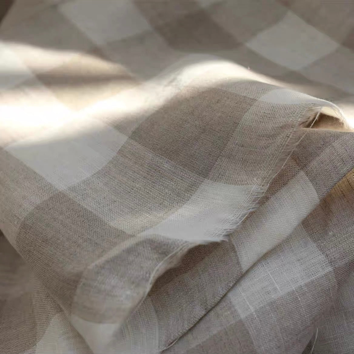 4cm Gingham Check Linen Fabric, Medium Weight, Stone Washed, 110 Inch Width