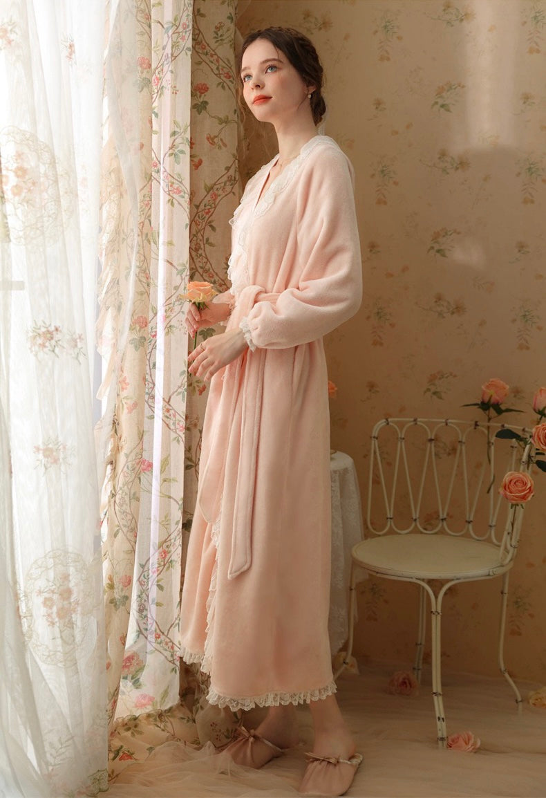 Luxurious Red Wine Velvet Long Bathrobe with Lace Deco Trim: Soft Elegance and Warm Comfort