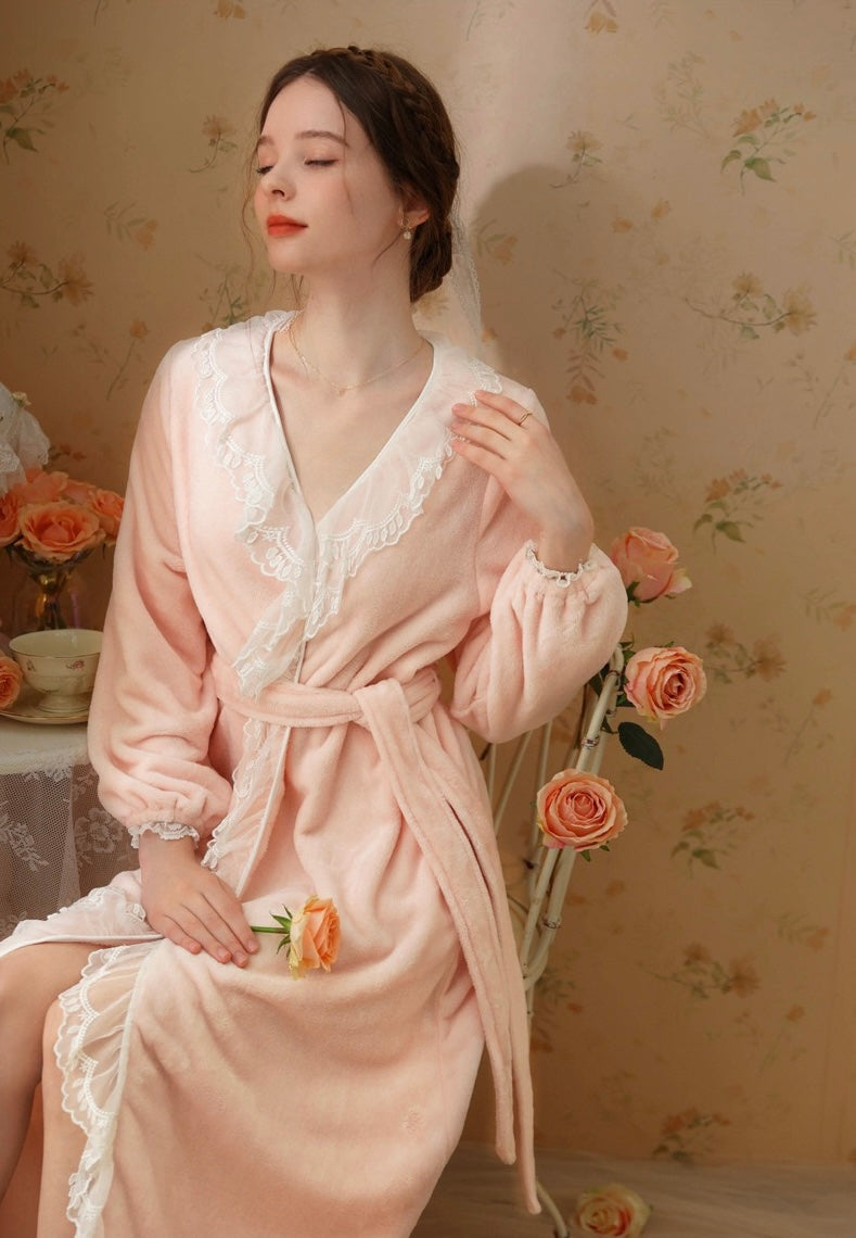 Luxurious Red Wine Velvet Long Bathrobe with Lace Deco Trim: Soft Elegance and Warm Comfort