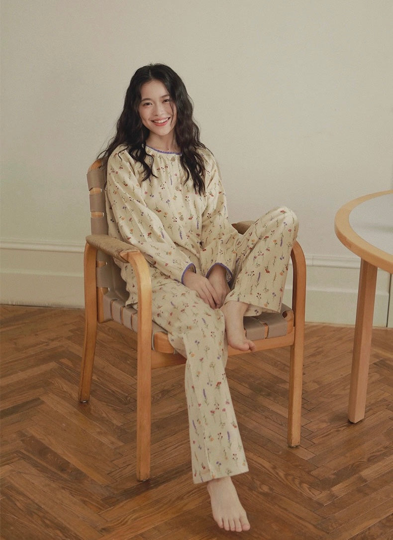 Women’s Organic Cotton Floral Pajama Set – Breathable & Gift-Ready