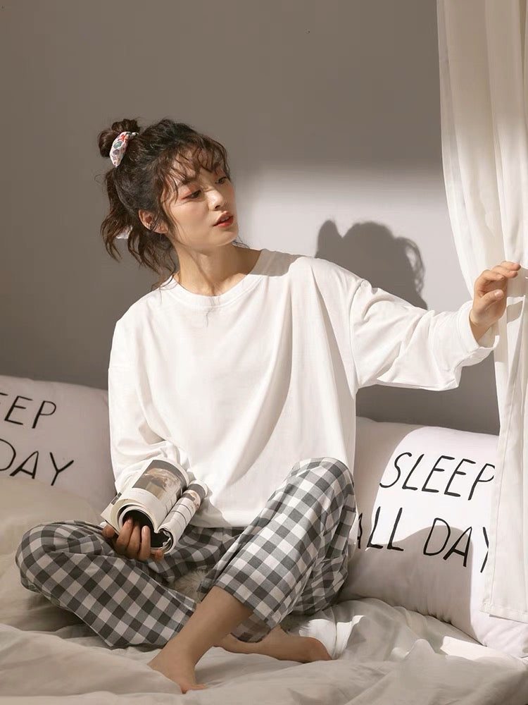 Minimalist loungewear, 100% cotton pajamas