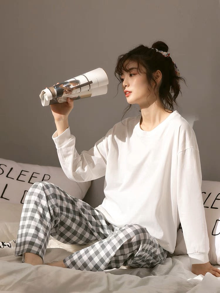 Minimalist loungewear, 100% cotton pajamas