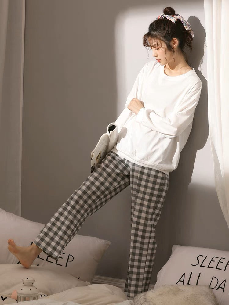 Minimalist loungewear, 100% cotton pajamas