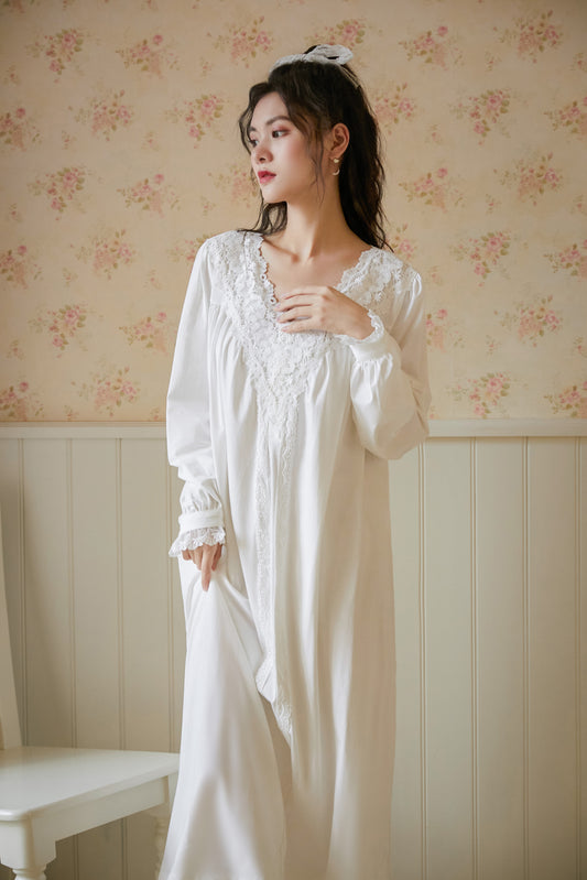 Timeless White Dress – Vintage Victorian Nightgown, Cotton Loungewear, Bridal Nightgown detail view 2 from Etcozy