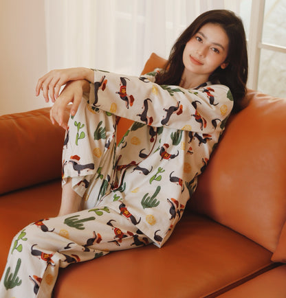 Dachshund Print Pajama Set: Cute Dog Pattern Loungewear in Cozy Flannel - Soft and Pure Cotton Pajamas