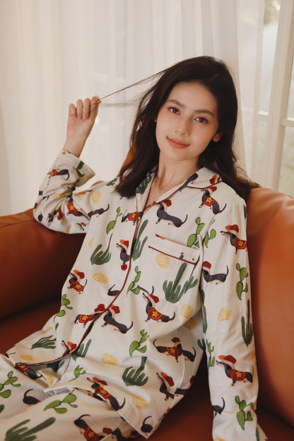 Dachshund Print Pajama Set: Cute Dog Pattern Loungewear in Cozy Flannel - Soft and Pure Cotton Pajamas