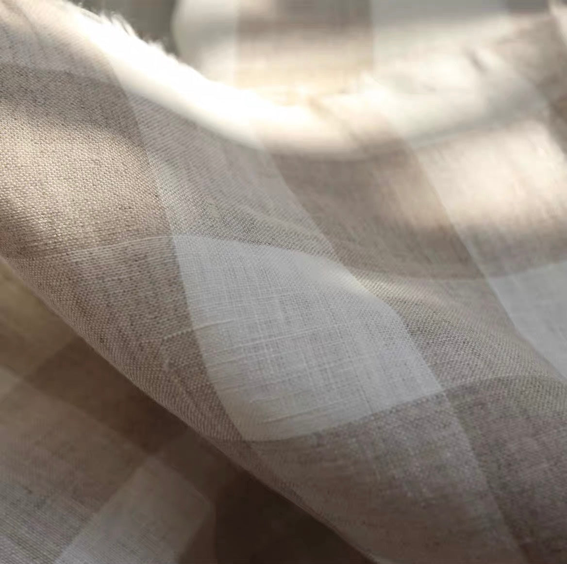 4cm Gingham Check Linen Fabric, Medium Weight, Stone Washed, 110 Inch Width
