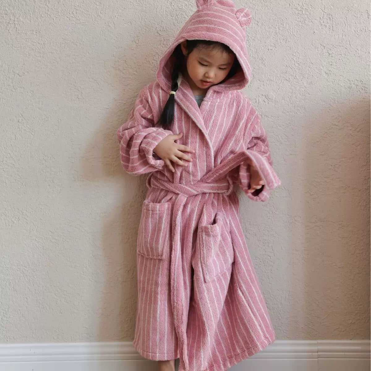 Mother and child pink striped cotton hooded bathrobes - view 2