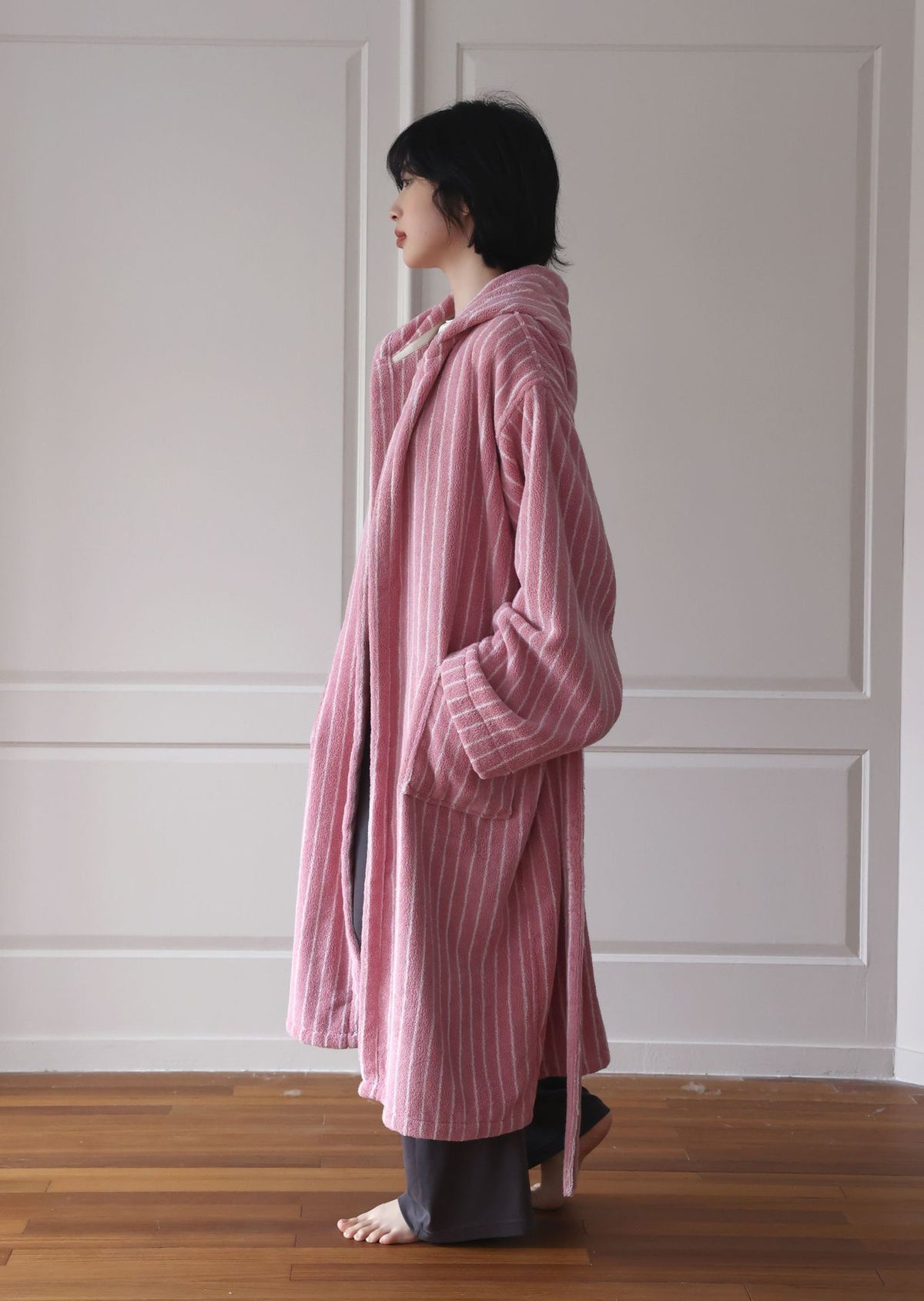 Mother and child pink striped cotton hooded bathrobes - view 6