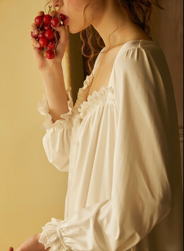 Elegant white night gown, Square neck white dress, Cozy cotton Nightie, Vintage Long Nightgown