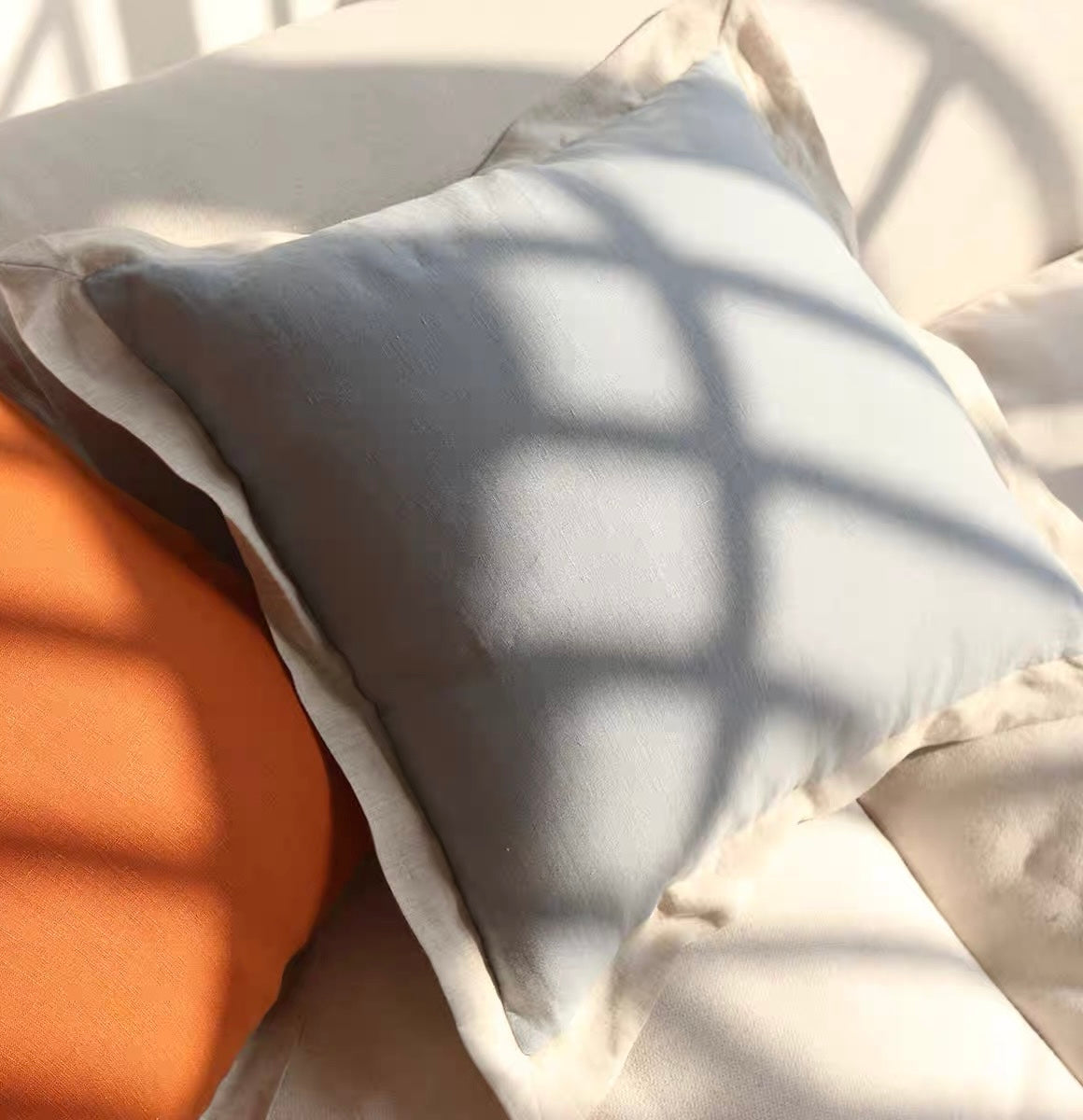Custom Linen Cushion Cover with Contrast Border, Linen Throw Pillow Cover product photo