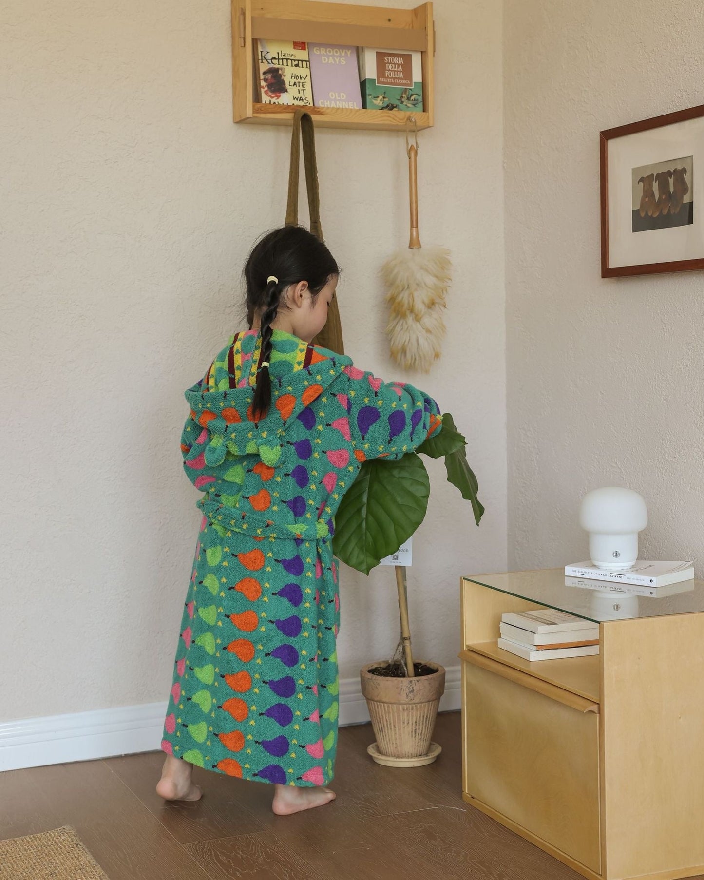 Kids Cotton Hooded Bathrobe, Colorful Bath Robe for Boys and Girls product photo