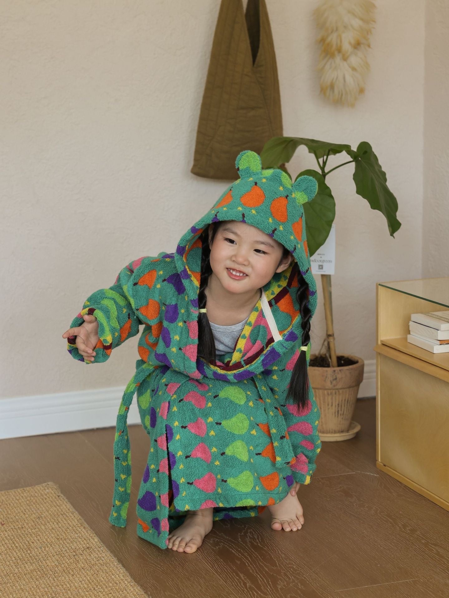 Kids Cotton Hooded Bathrobe, Colorful Bath Robe for Boys and Girls product photo