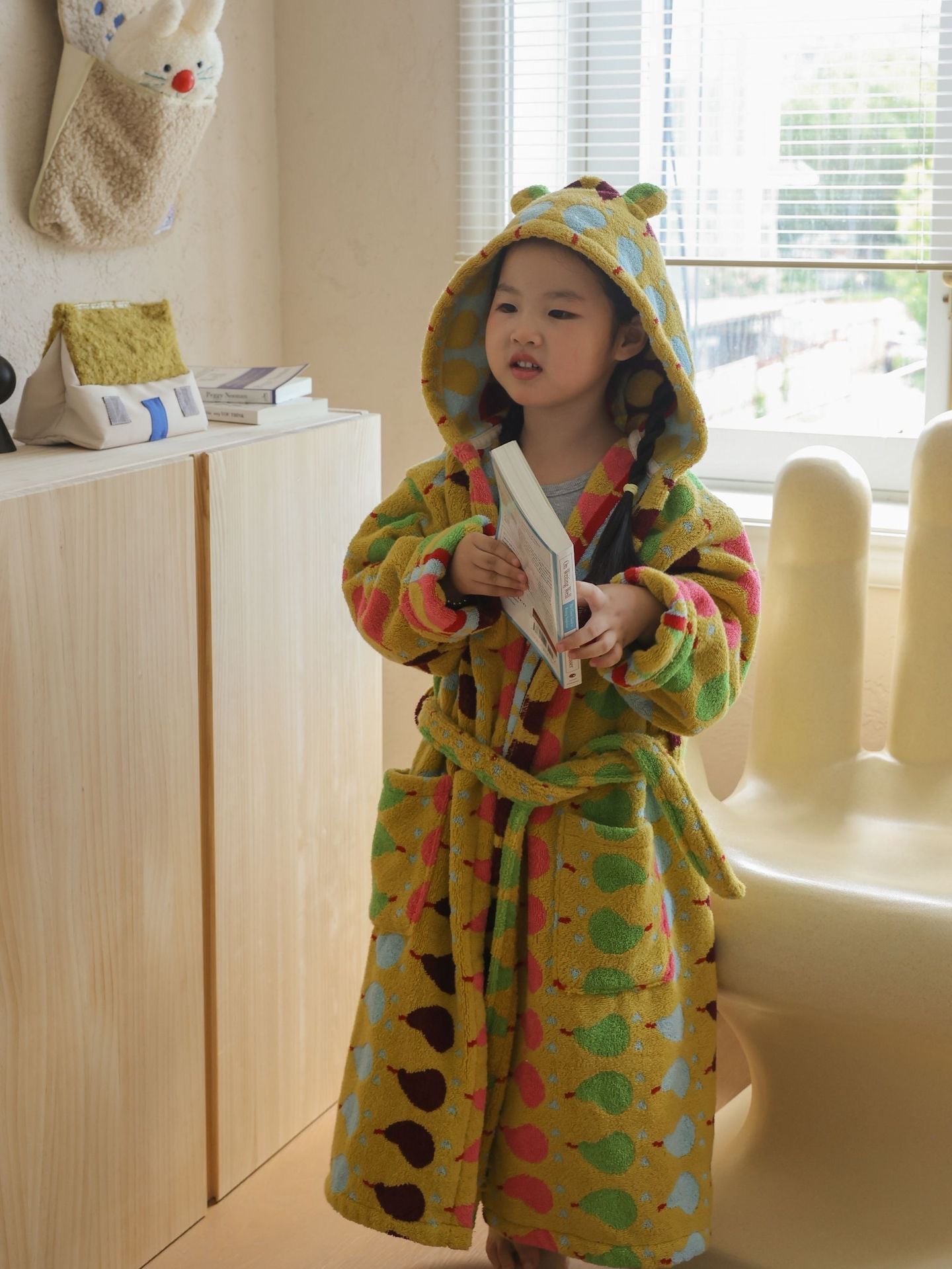 Kids Cotton Hooded Bathrobe, Colorful Bath Robe for Boys and Girls product photo