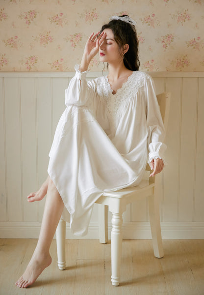 Graceful Green V-Neck Dress, A Vintage Victorian Nightgown, Comfort and Timeless Elegance, Bridal Loungewear